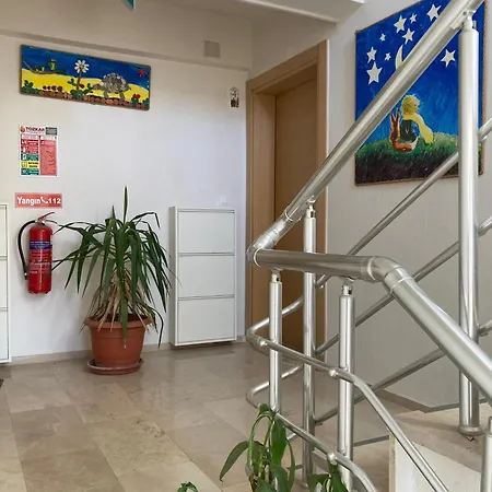 & Family Apartamento